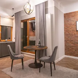 https://labo-apartment-metro-mociny.warsawhotelspoland.com